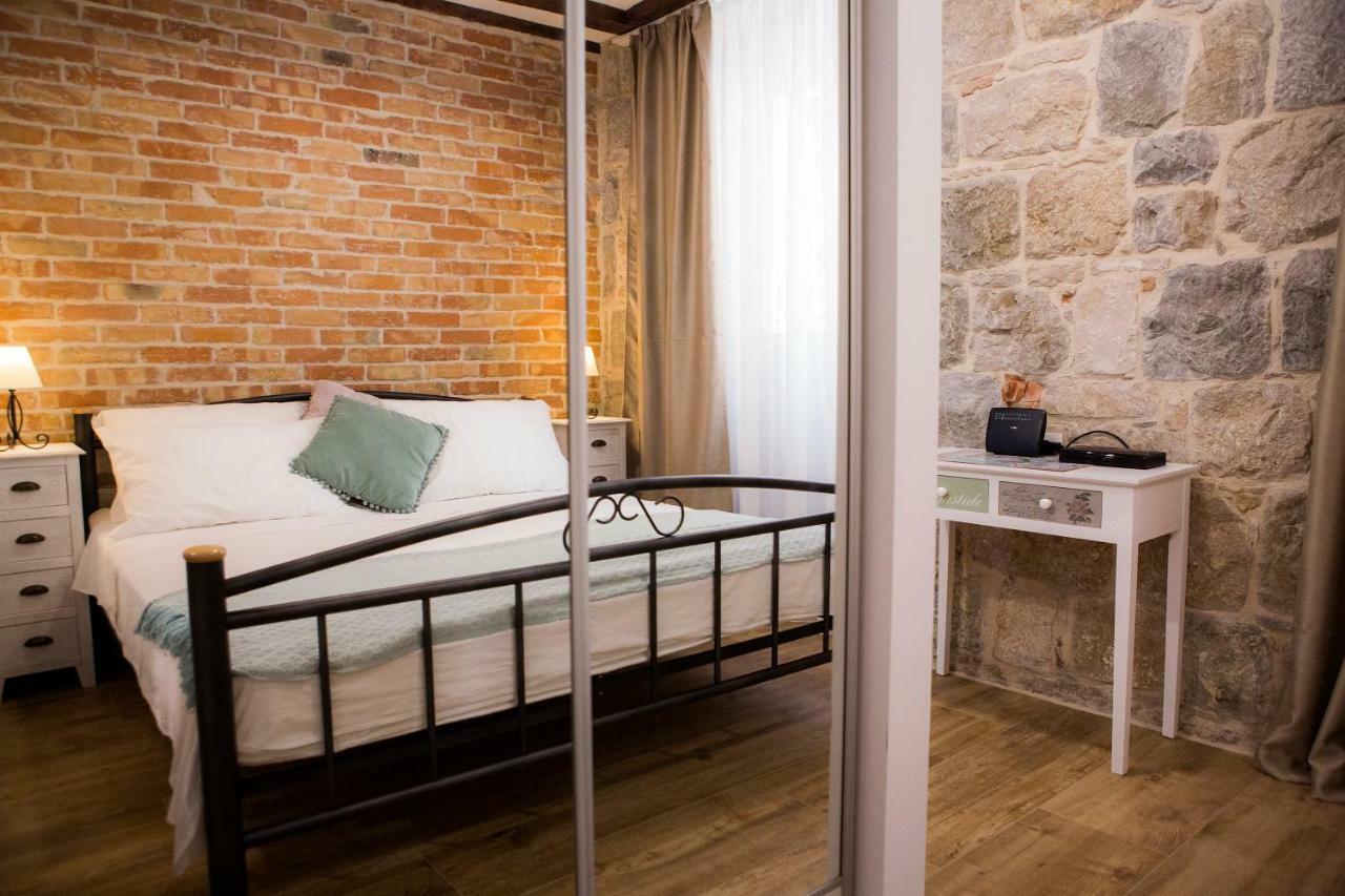 Studio Apartman Ana Split Exterior photo